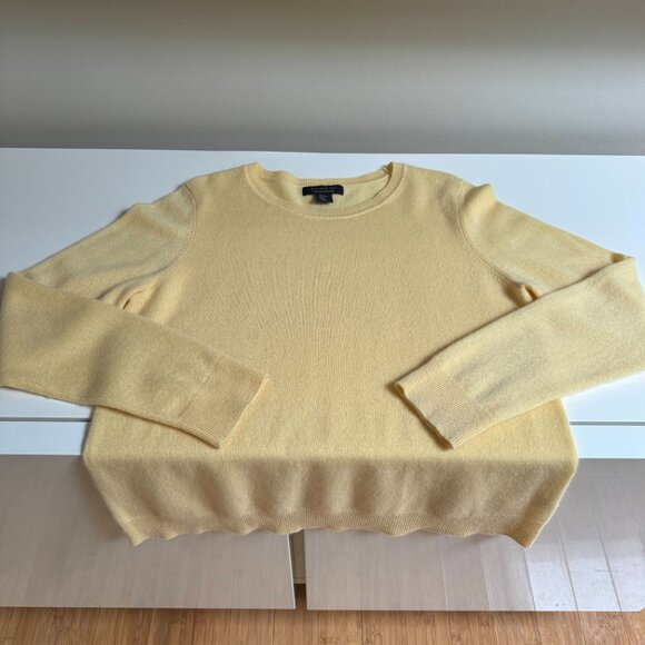TAHARI 100% 2-Ply Cashmere Classic Crewneck Sweater – Bright Yellow - Picture 5 of 9